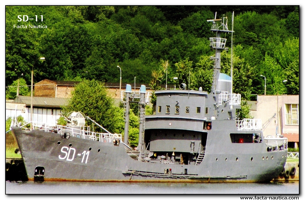 SD_11 -Polish Navy, degaussing vessel